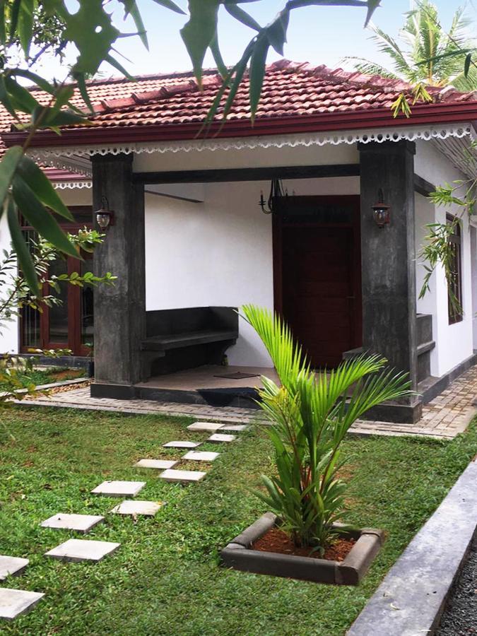 Triple Edge Villa Unawatuna Eksteriør billede